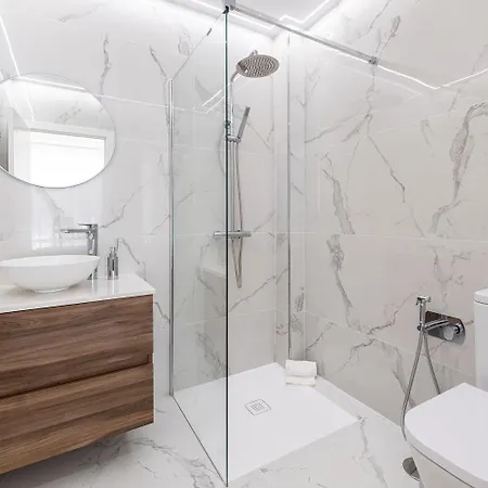 Grand Horizon Luxury Boutique Apartment