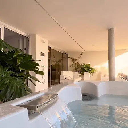 Grand Horizon Luxury Boutique *